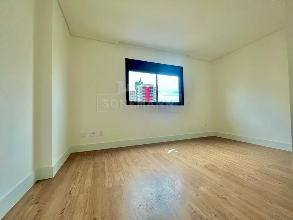 Apartamento à venda com 2 quartos, 72m² - Foto 4