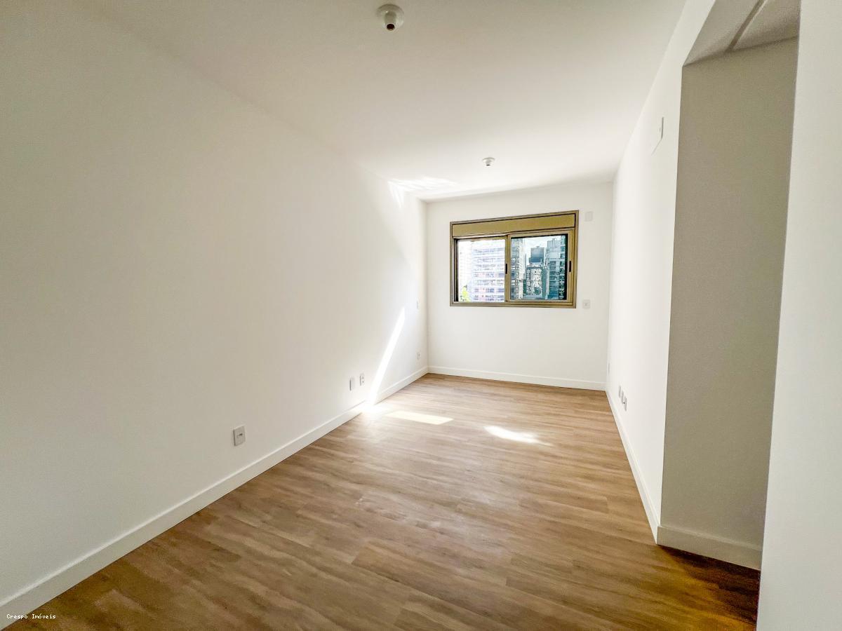 Apartamento à venda com 3 quartos, 95m² - Foto 18