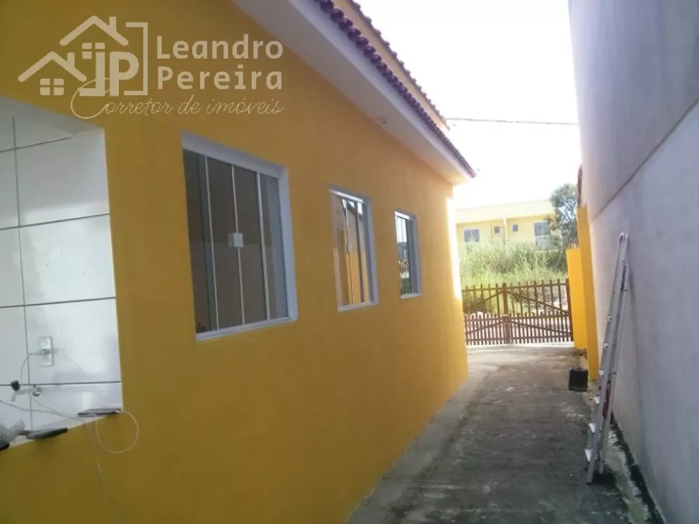 Casa, 3 quartos, 64 m² - Foto 2