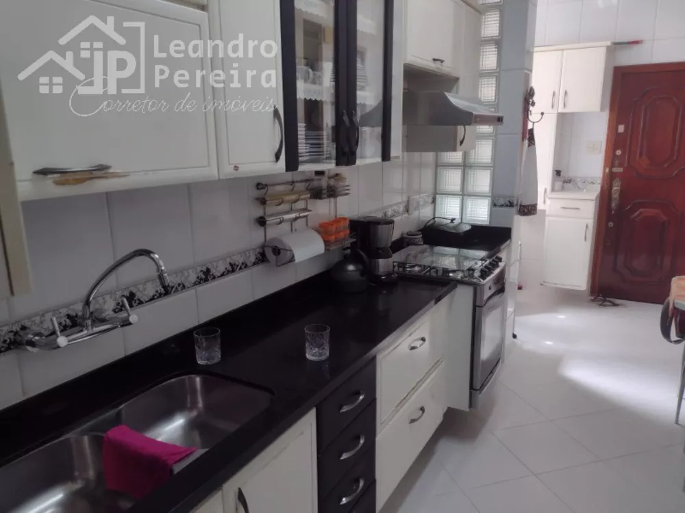 Apartamento à venda com 3 quartos, 125m² - Foto 8