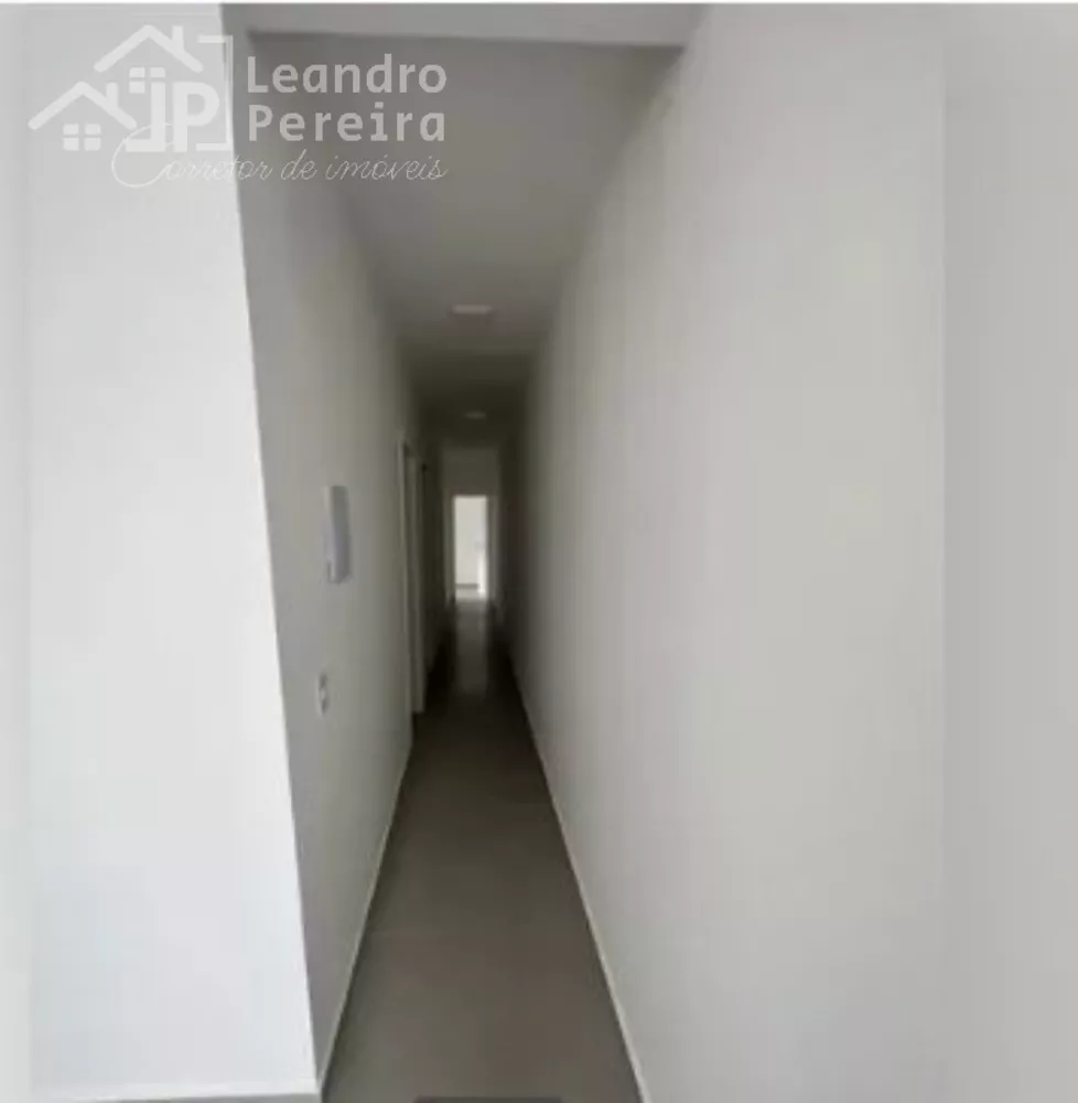 Casa à venda com 3 quartos, 80m² - Foto 7