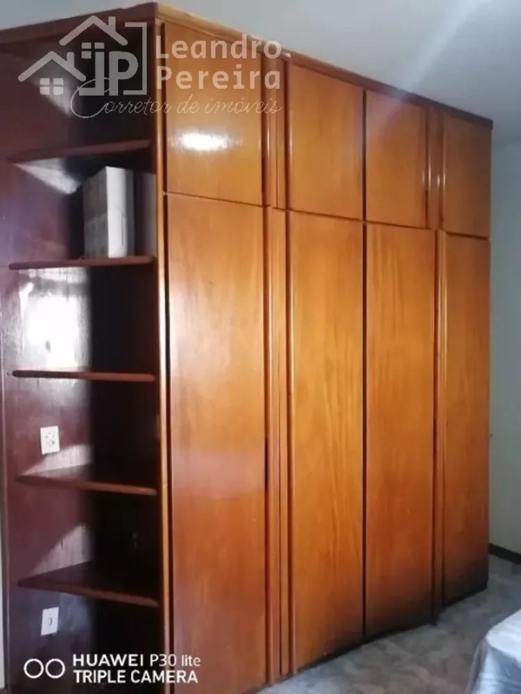 Apartamento à venda com 3 quartos, 160m² - Foto 3