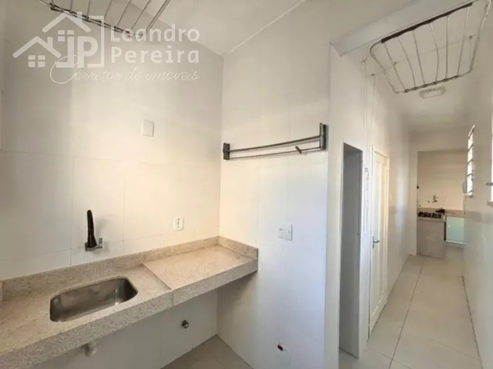 Apartamento à venda com 3 quartos, 91m² - Foto 3