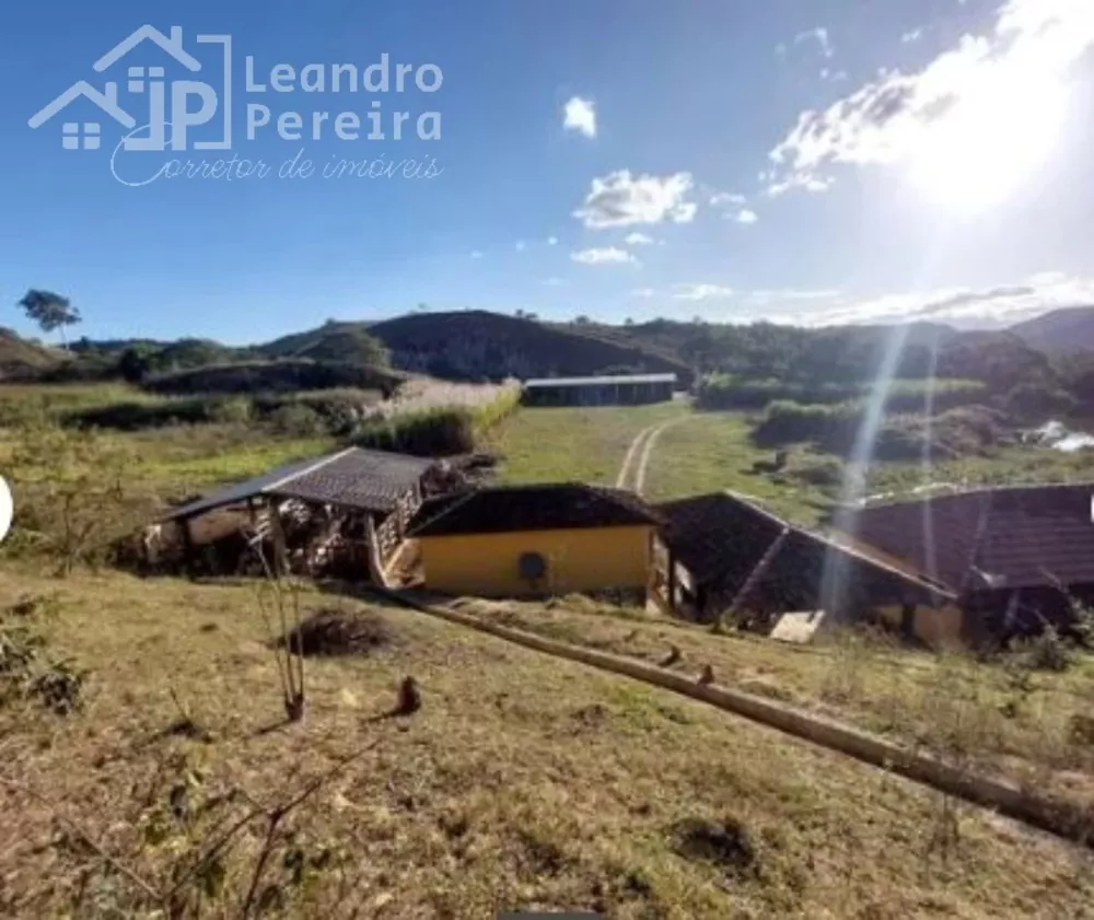 Fazenda à venda com 2 quartos, 60m² - Foto 3