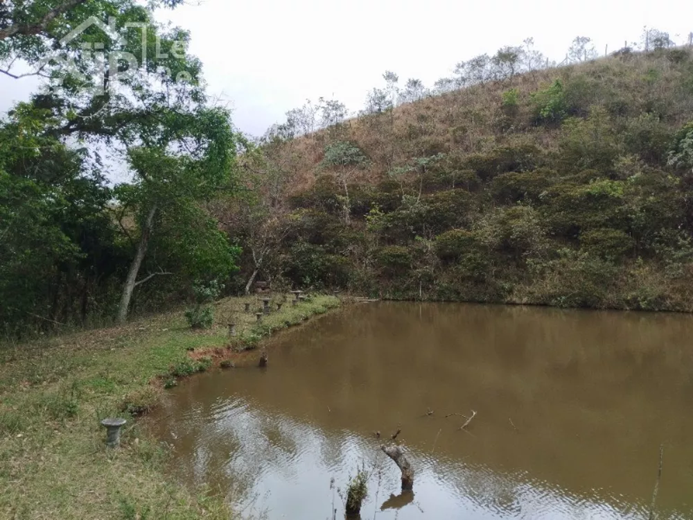 Fazenda, 2 quartos - Foto 32