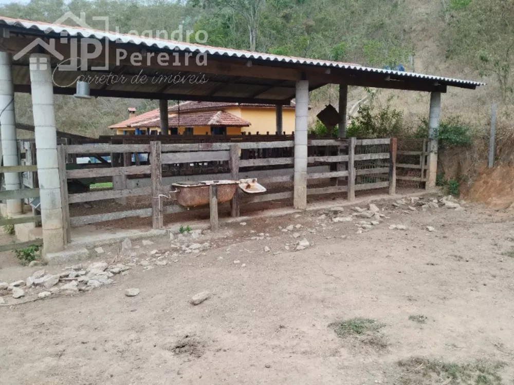 Fazenda, 2 quartos - Foto 21