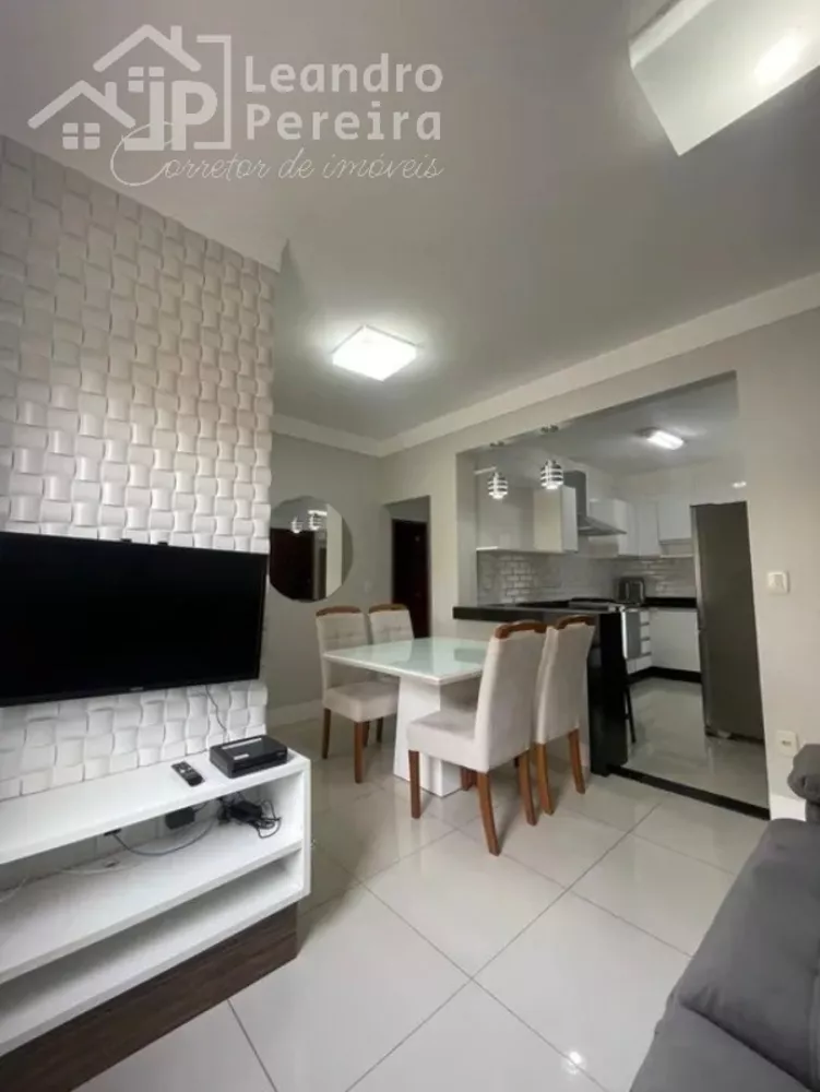 Apartamento à venda com 2 quartos, 66m² - Foto 2