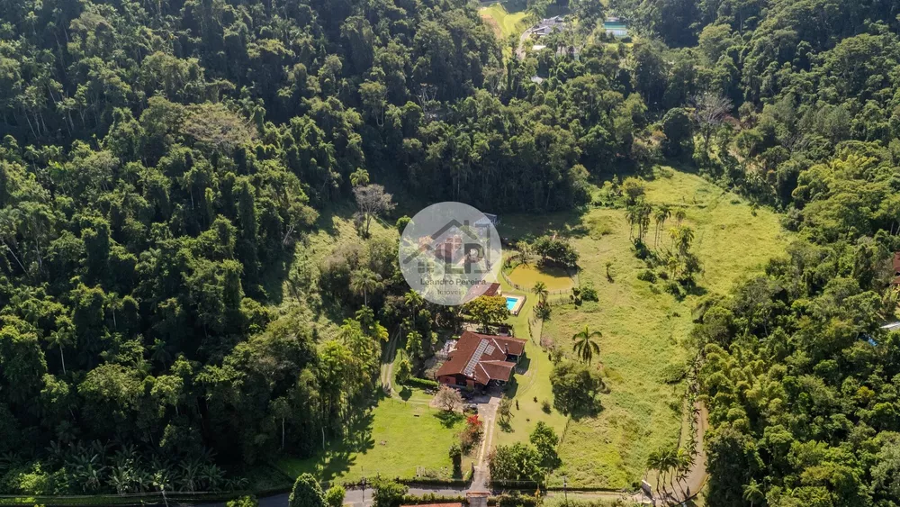 Sítio, 9 quartos, 6 hectares - Foto 3