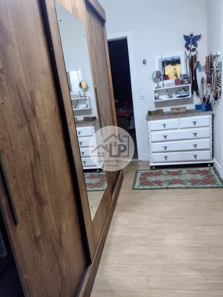 Casa, 3 quartos, 221 m² - Foto 12