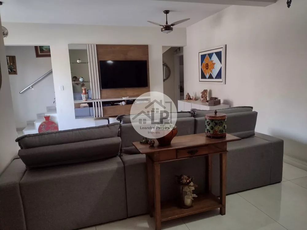 Casa, 3 quartos, 221 m² - Foto 14