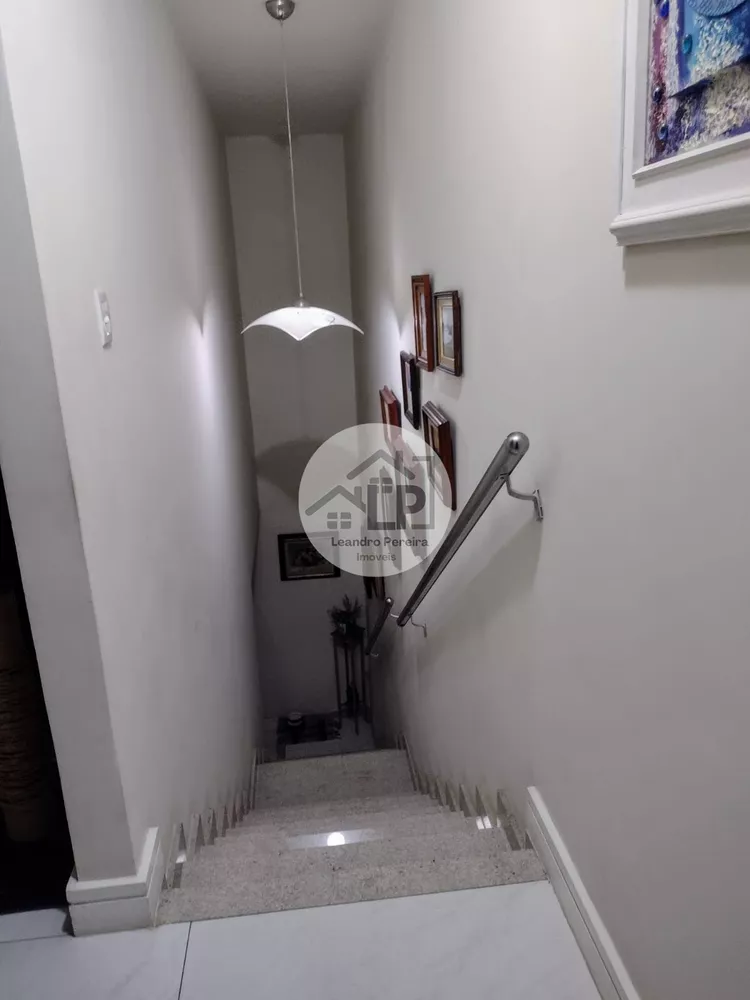 Casa, 3 quartos, 221 m² - Foto 7