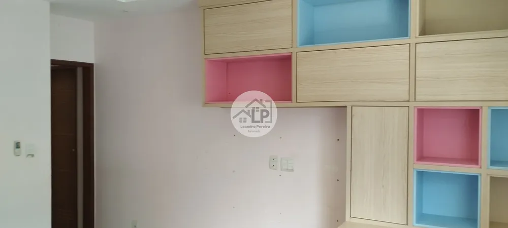 Casa, 3 quartos, 240 m² - Foto 10