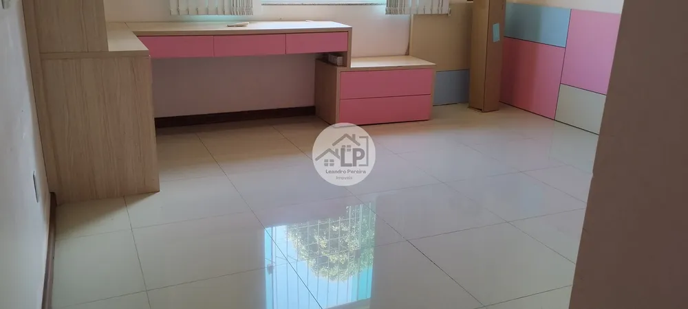 Casa, 3 quartos, 240 m² - Foto 19