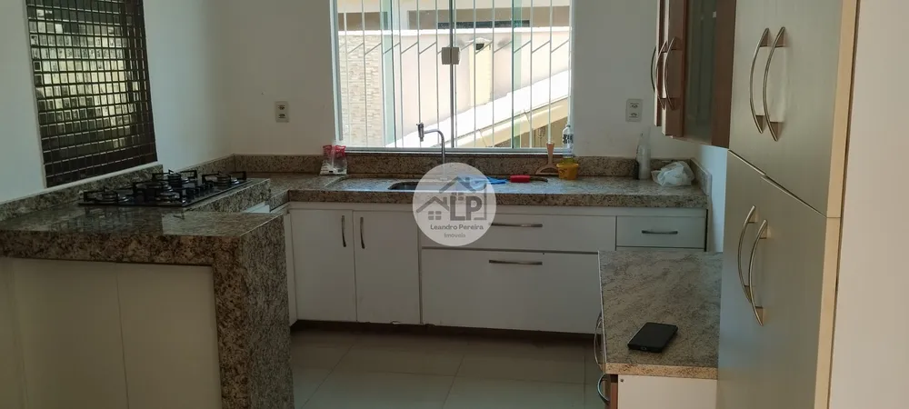 Casa, 3 quartos, 240 m² - Foto 5