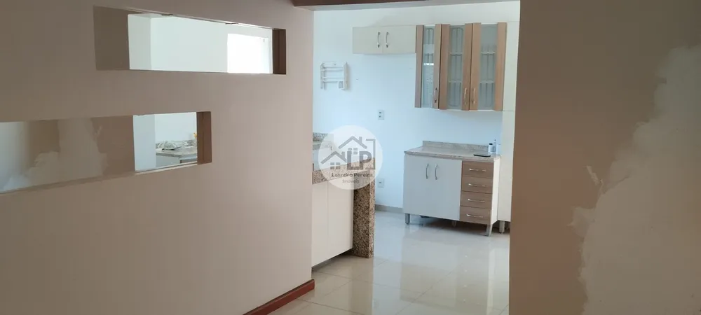 Casa, 3 quartos, 240 m² - Foto 13
