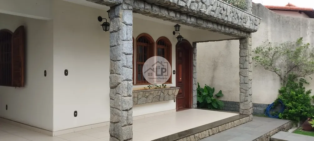 Casa, 5 quartos, 346 m² - Foto 1