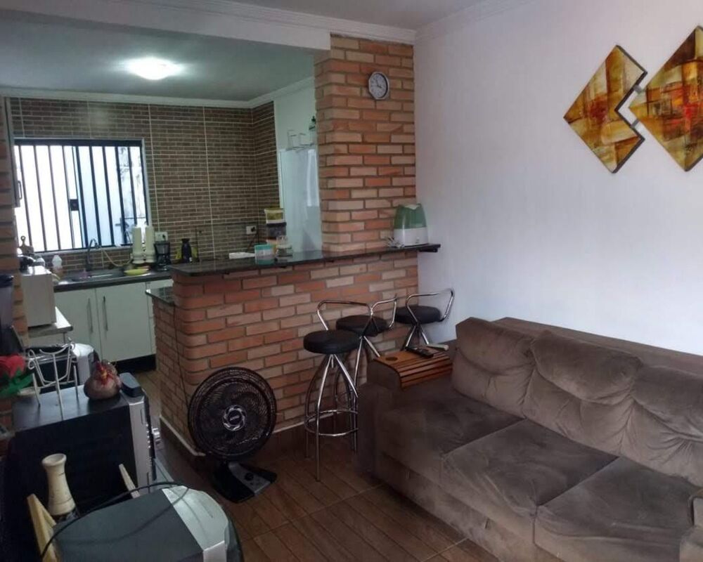 Casa à venda com 3 quartos, 180m² - Foto 2