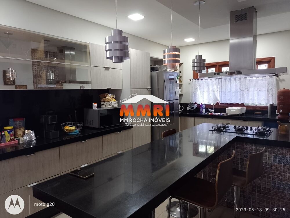 Chácara, 3 quartos, 753 m² - Foto 2