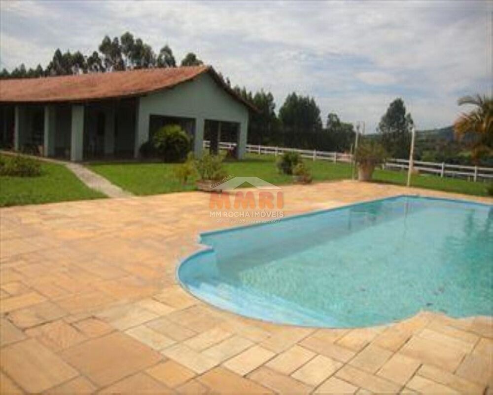 Sítio, 12 quartos, 2 m² - Foto 1