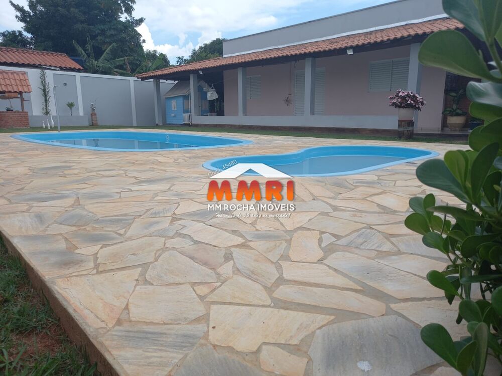 Chácara, 3 quartos, 1500 m² - Foto 1