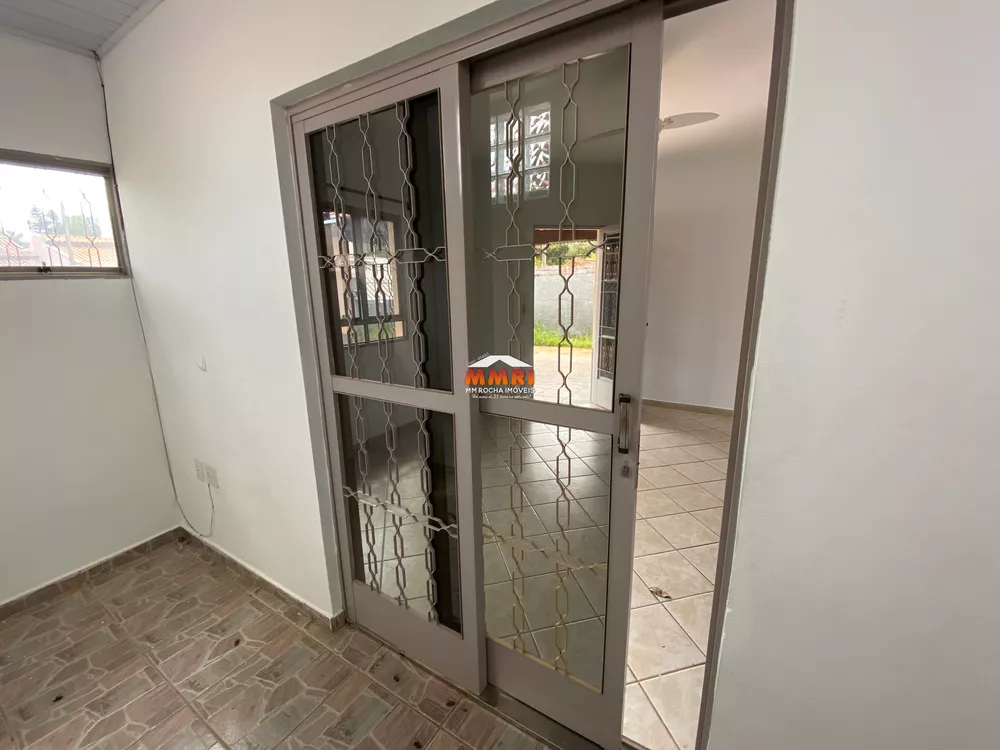 Casa à venda com 3 quartos, 140m² - Foto 4