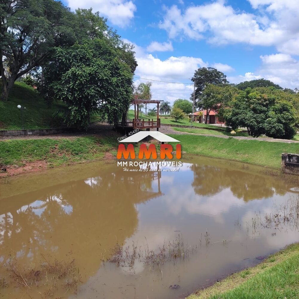 Chácara à venda com 4 quartos, 1262m² - Foto 1