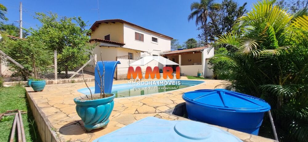 Chácara, 3 quartos, 700 m² - Foto 1