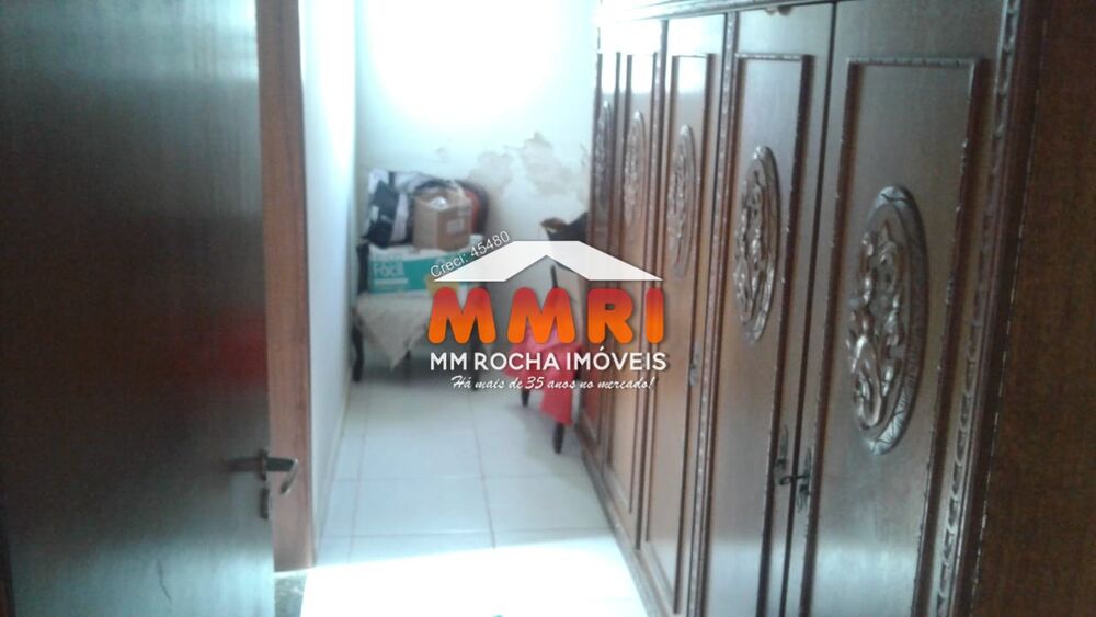 Chácara, 3 quartos, 2570 m² - Foto 2