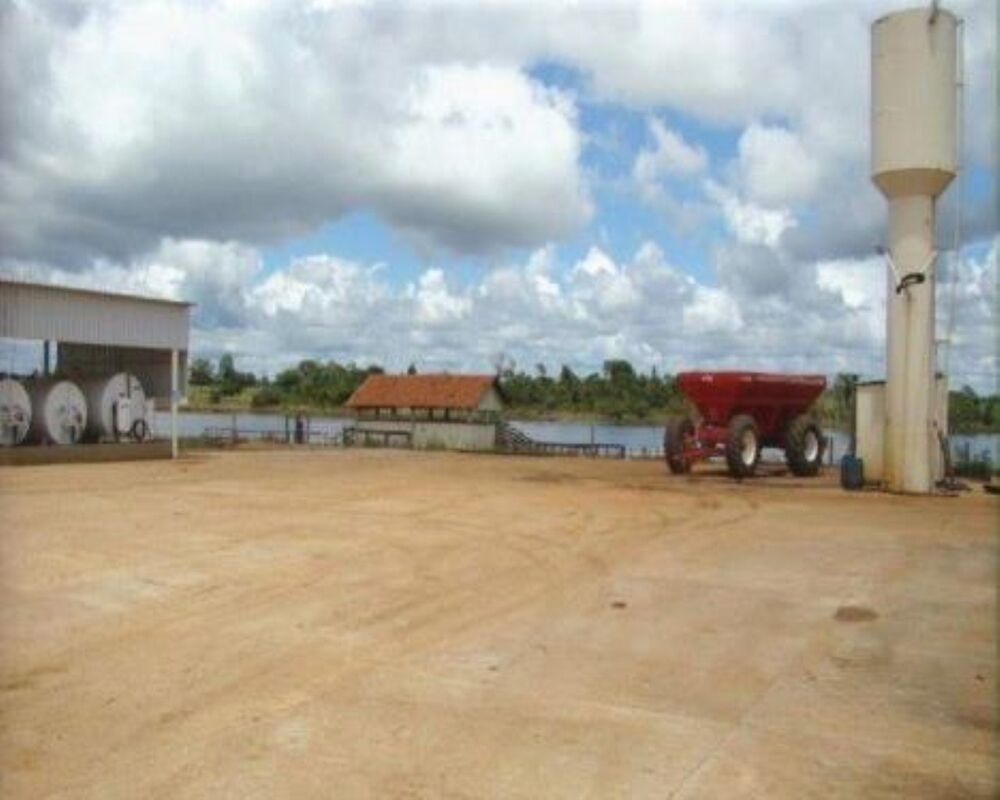 Fazenda à venda com 1 quarto, 11829m² - Foto 9