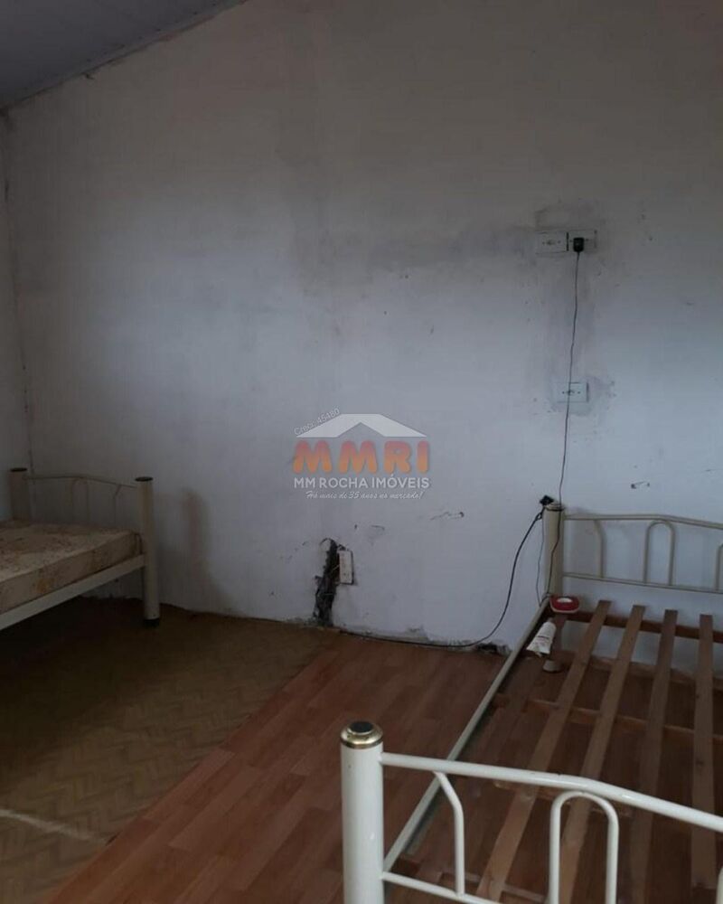Chácara à venda com 3 quartos, 1000m² - Foto 2