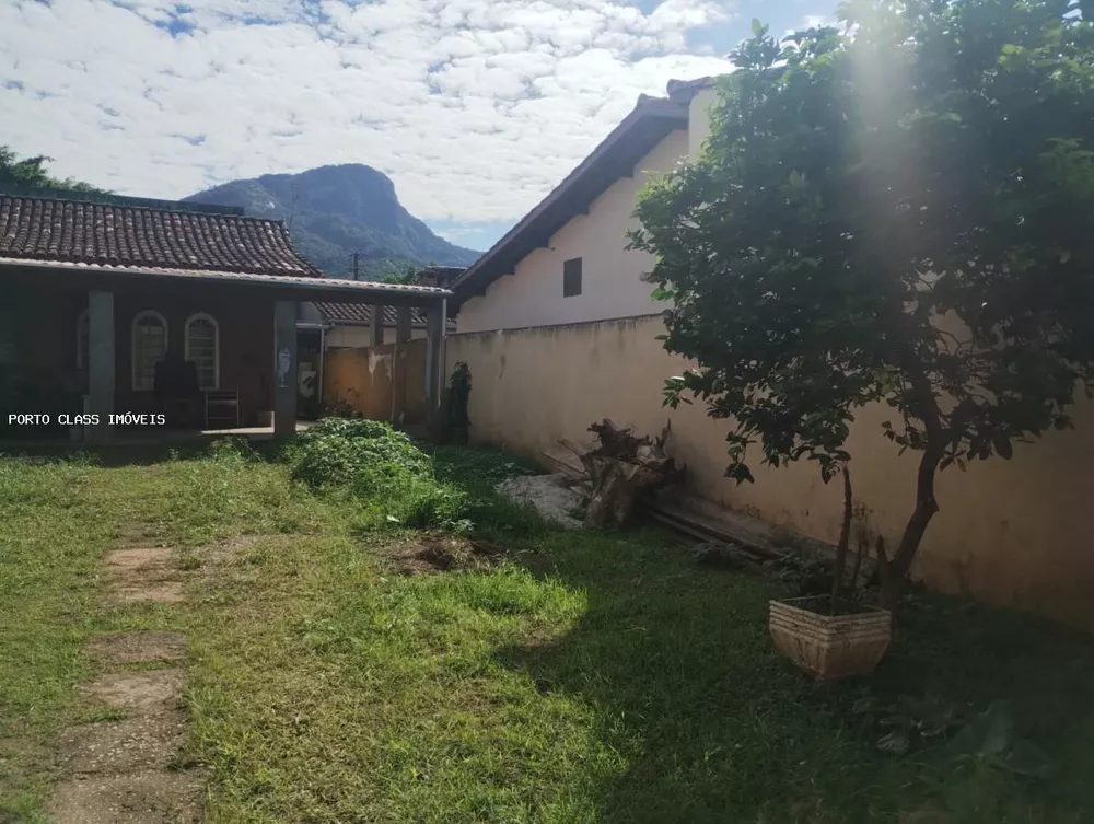 Casa à venda com 2 quartos, 300m² - Foto 4