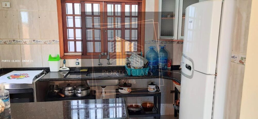 Casa à venda com 2 quartos, 250m² - Foto 3