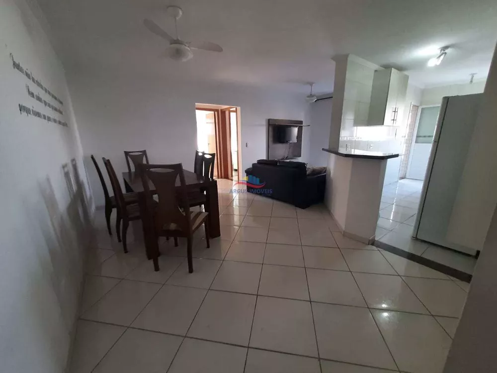 Apartamento à venda com 2 quartos, 75m² - Foto 3