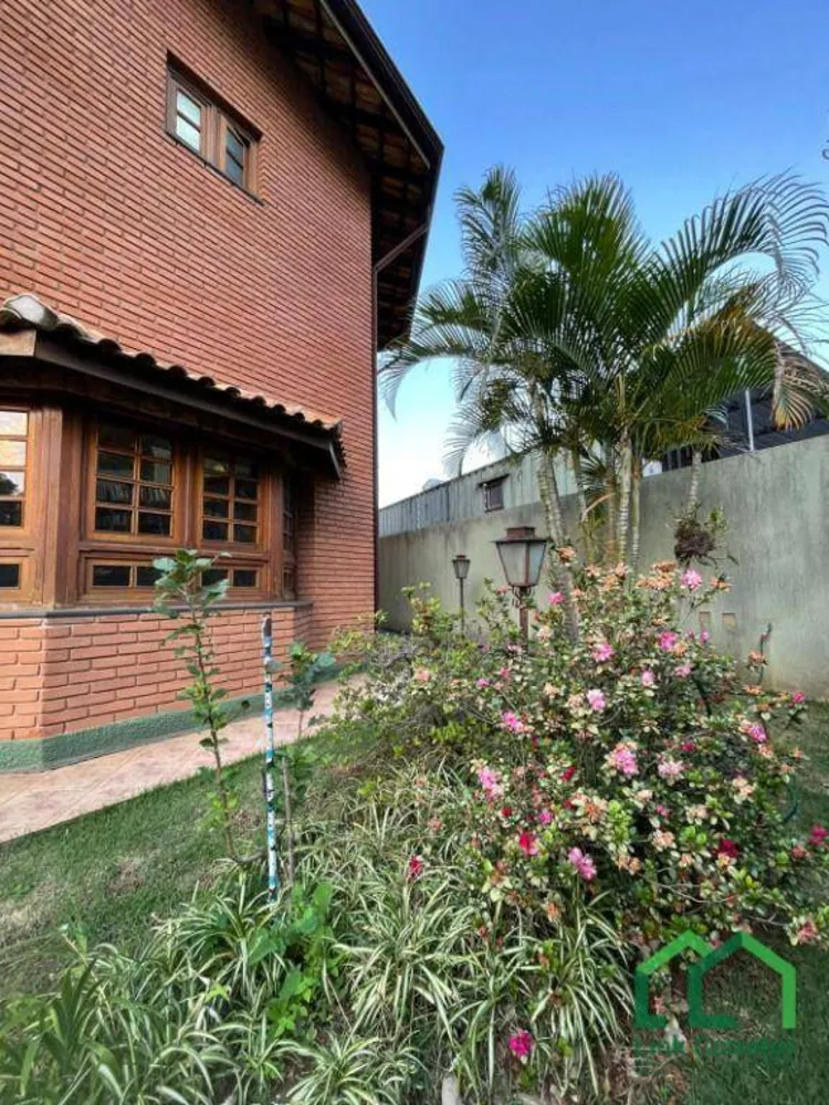Casa, 5 quartos, 375 m² - Foto 1