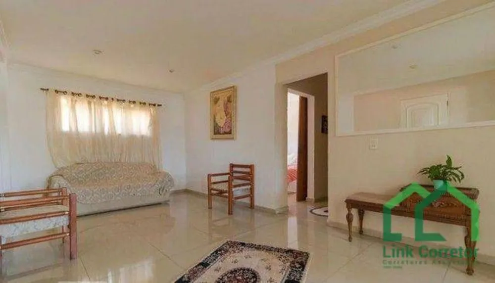 Casa, 4 quartos, 286 m² - Foto 1