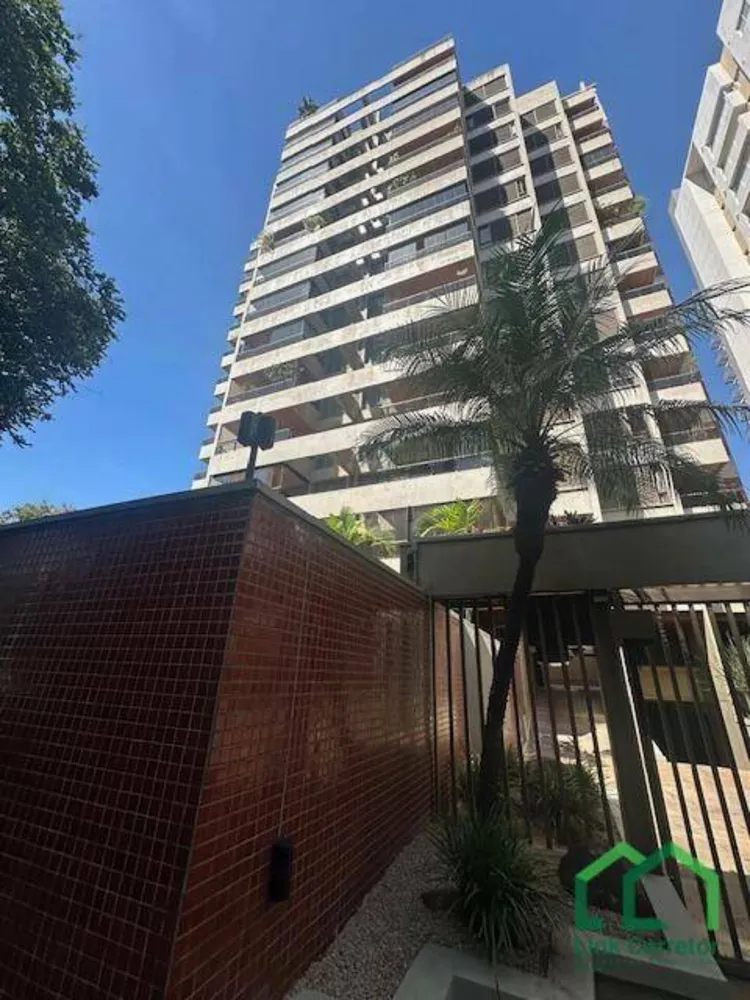 Apartamento, 3 quartos, 196 m² - Foto 1