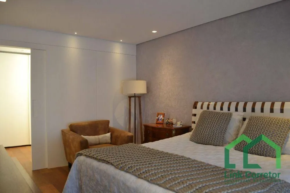 Apartamento, 3 quartos, 213 m² - Foto 3