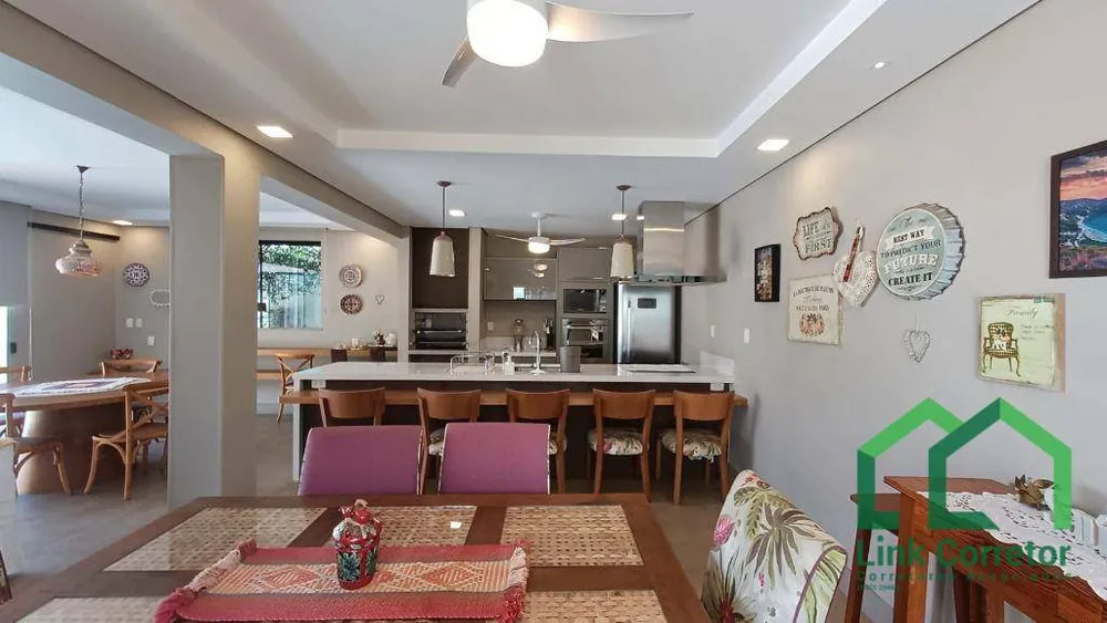 Casa de Condomínio, 5 quartos - Foto 1