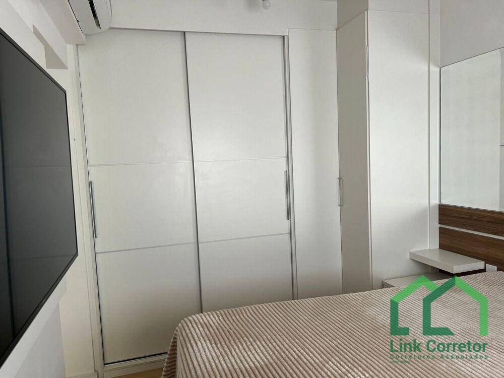Apartamento à venda com 3 quartos, 76m² - Foto 4