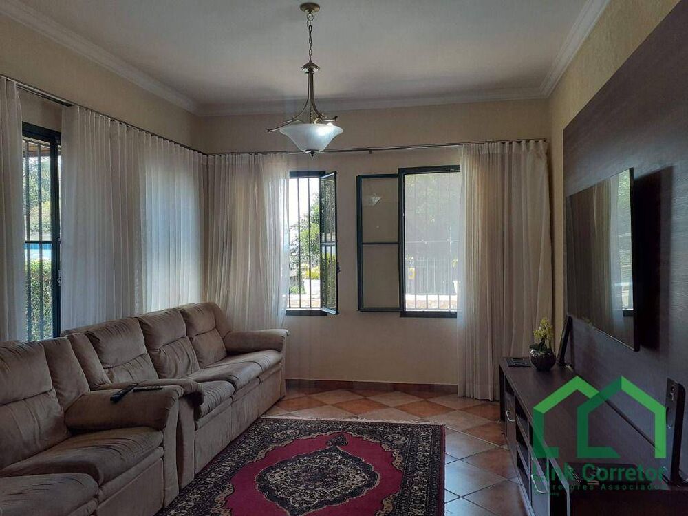 Casa à venda e aluguel com 4 quartos, 342m² - Foto 8
