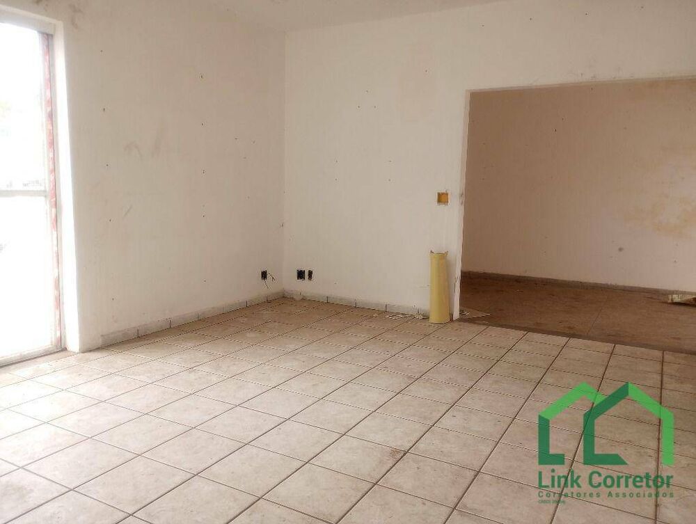 Casa para alugar com 3 quartos, 180m² - Foto 10