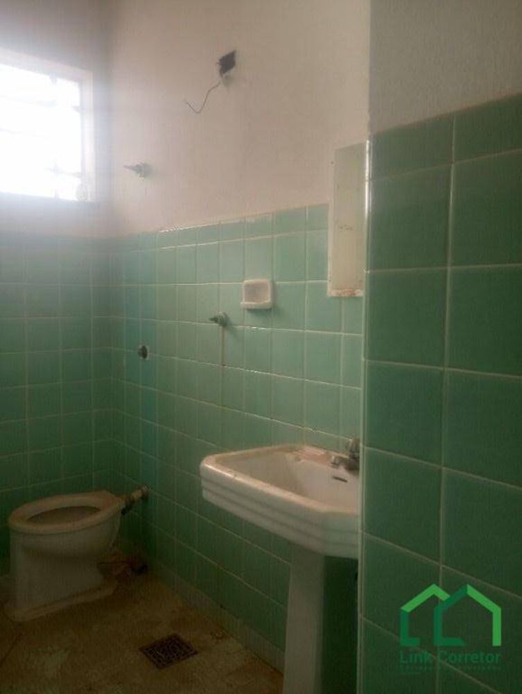 Casa para alugar com 3 quartos, 180m² - Foto 18