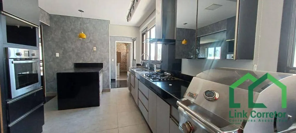 Apartamento, 3 quartos, 170 m² - Foto 1