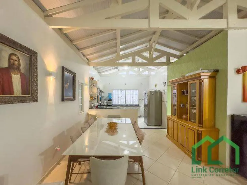 Chácara, 5 quartos, 1350 m² - Foto 4
