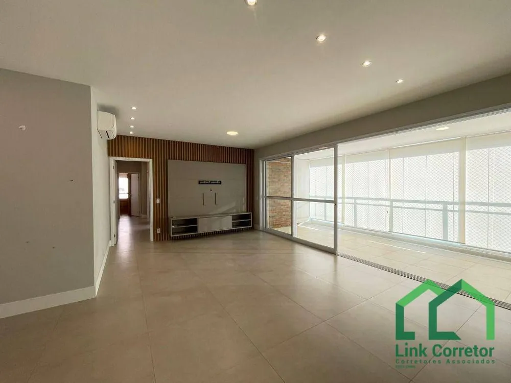 Apartamento, 3 quartos, 188 m² - Foto 1