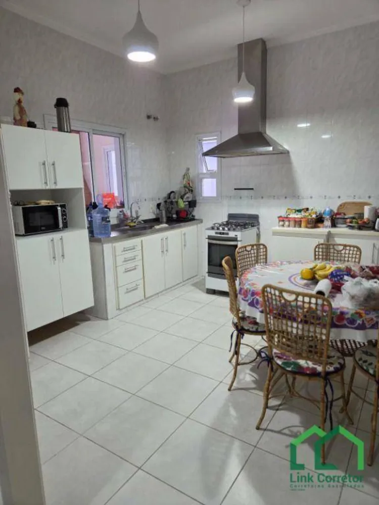 Casa, 3 quartos, 258 m² - Foto 5