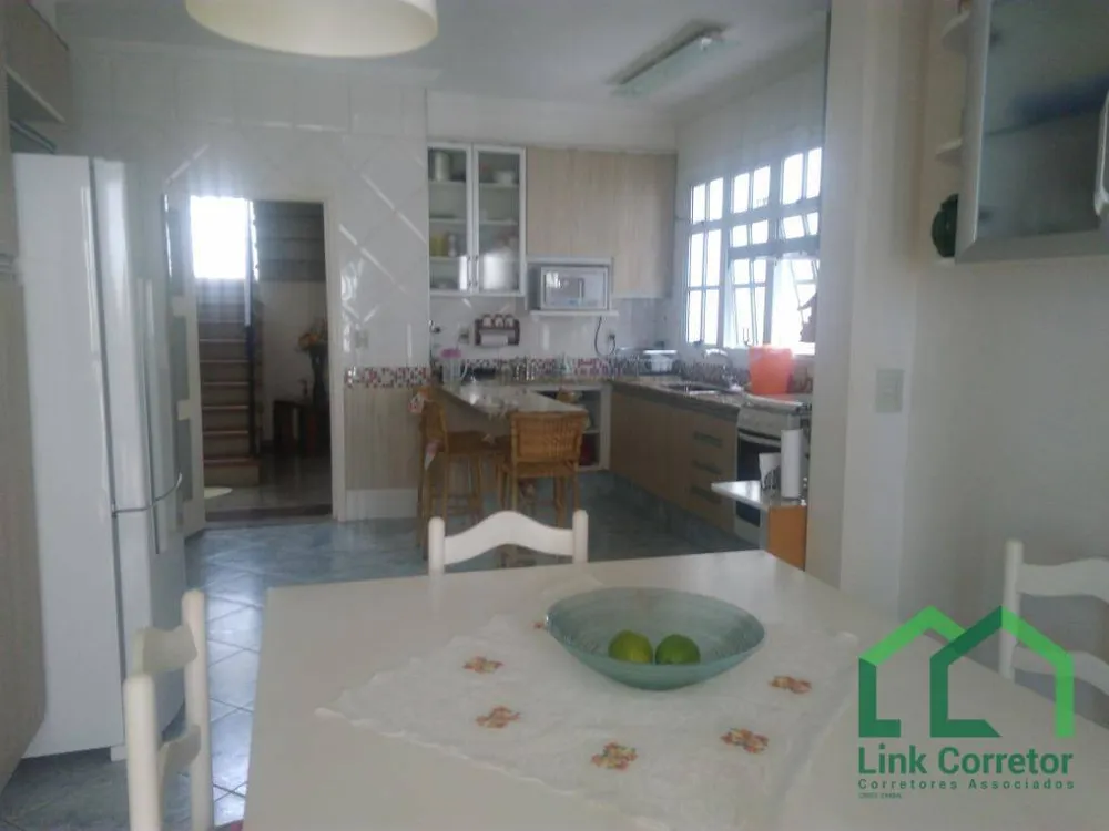 Casa, 5 quartos, 396 m² - Foto 2