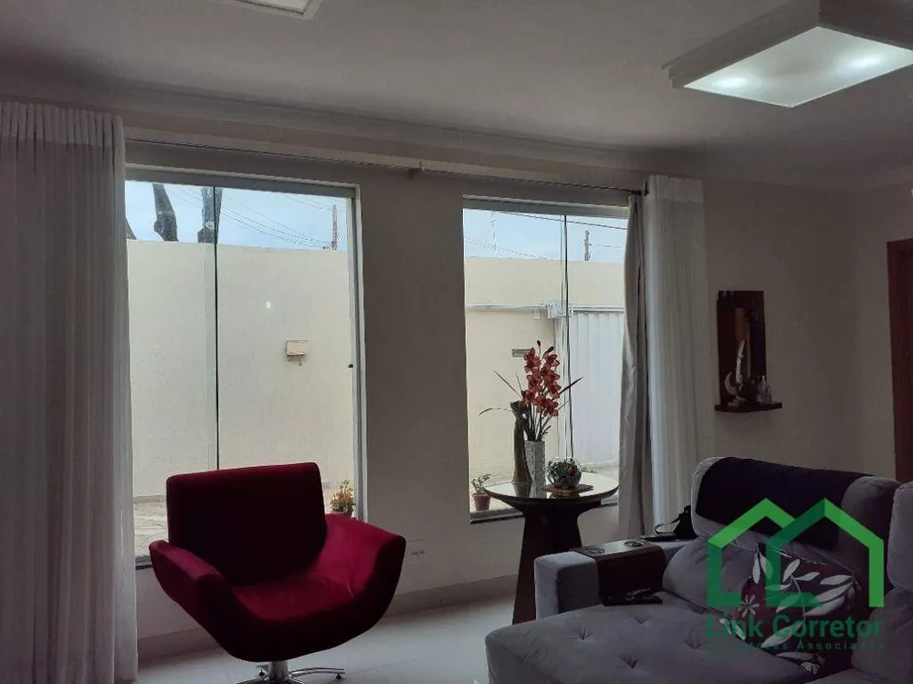 Casa, 3 quartos, 175 m² - Foto 3