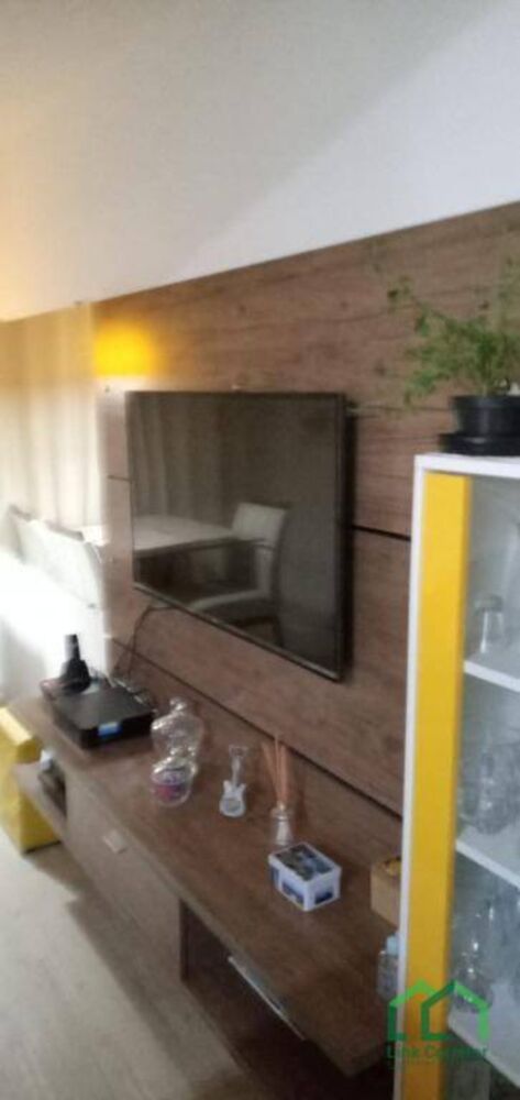 Apartamento à venda com 2 quartos, 46m² - Foto 2