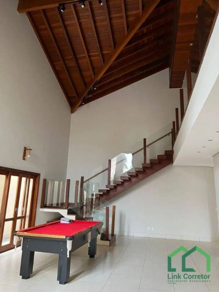Casa, 3 quartos, 298 m² - Foto 2
